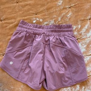 Tracker shorts 4” Lululemon